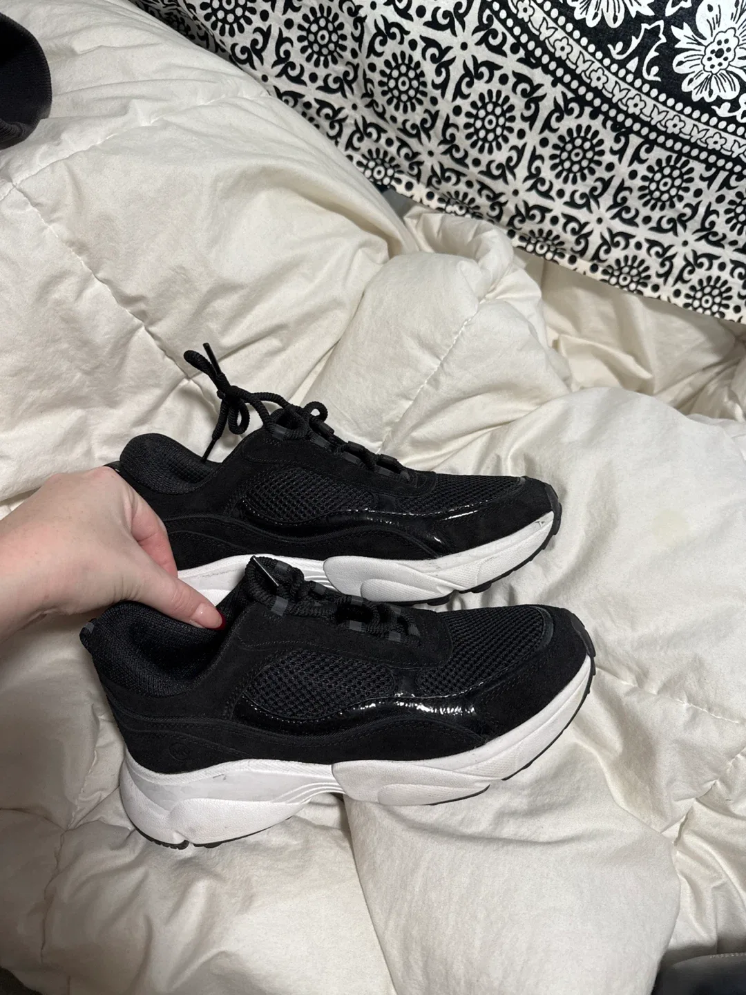 Michael Kors Black Sneakers image indicator(2)