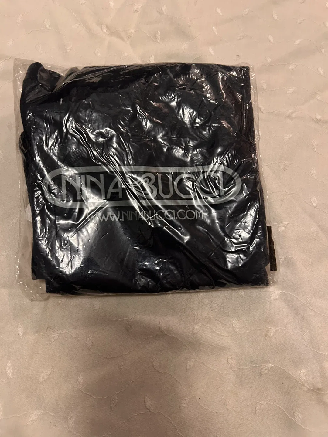 New Nina Bucci Black Workout Tank Top - Size Small image indicator(4)