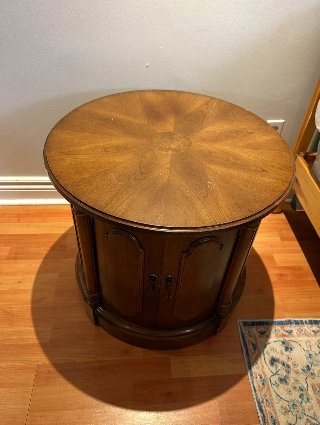 Round Wooden Side Table with Storage image indicator(3)
