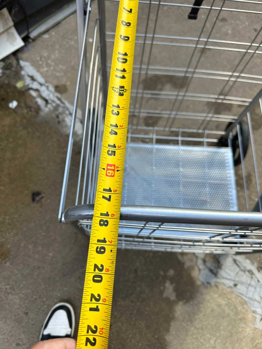Metal Shopping Cart - 42" Height - photo 4