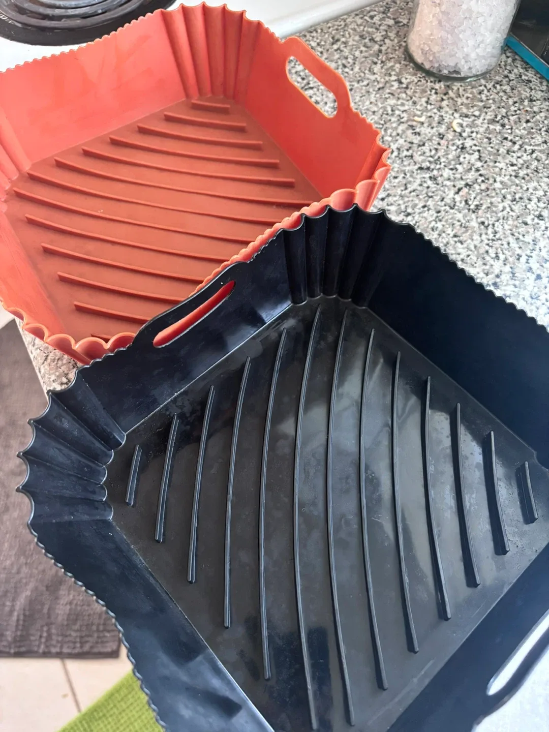 MOVING SALE! Philips Air Fryer (4.4qt) image indicator(5)