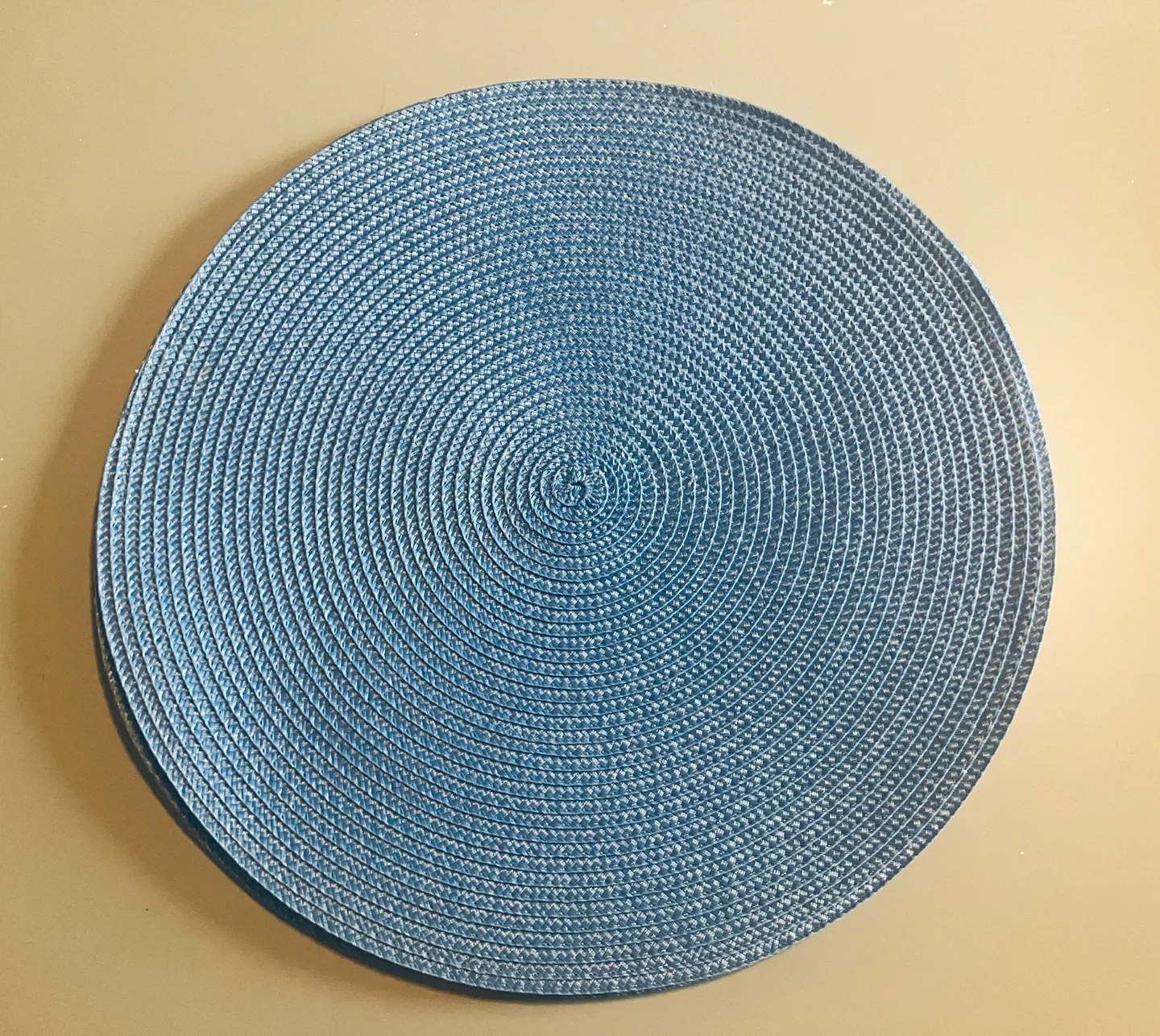 Round Woven Placemats - Set of 4 - photo 2
