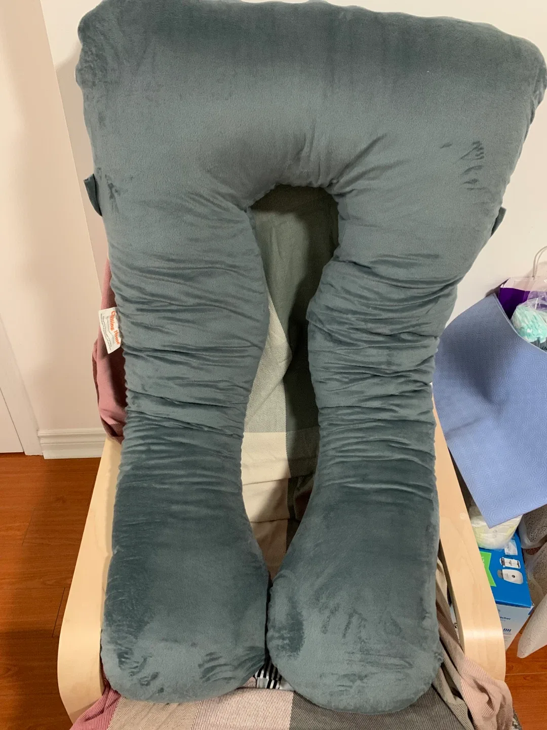 Falling Snow Full Body Pregnancy Pillow thumbnail