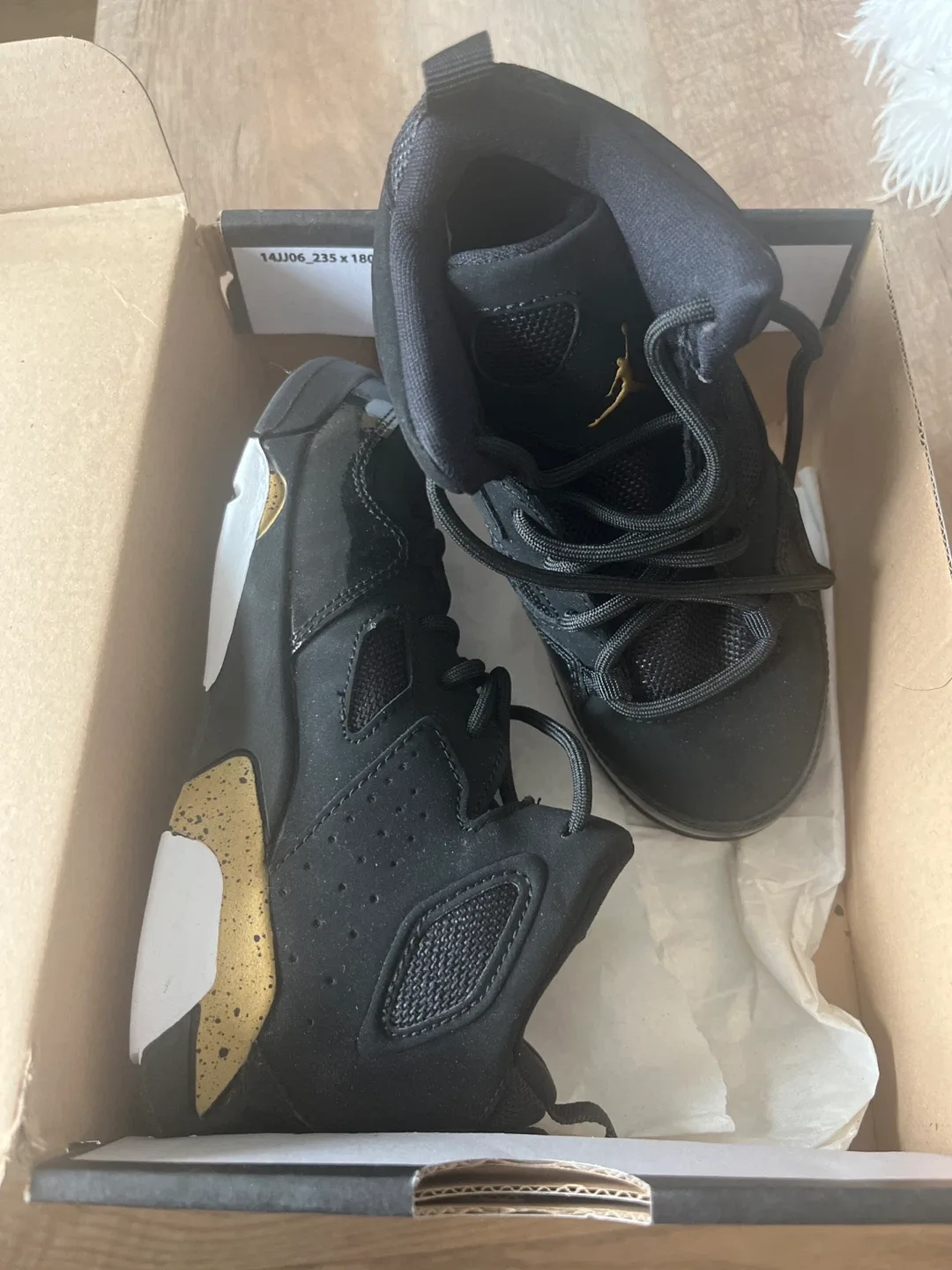 Jordan FLTCLB '91 (PS) Black/Gold Size 12C image indicator(2)