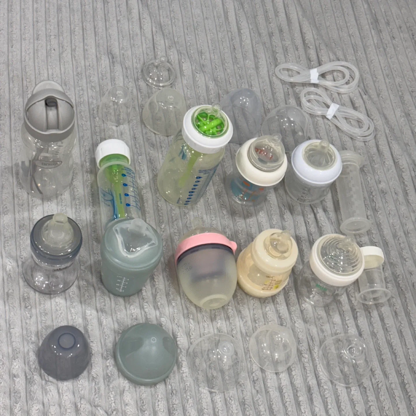 10 Assorted Baby Bottles Dr. Brown's, AVENT, Chicco, Mam, Nuk… image indicator(6)