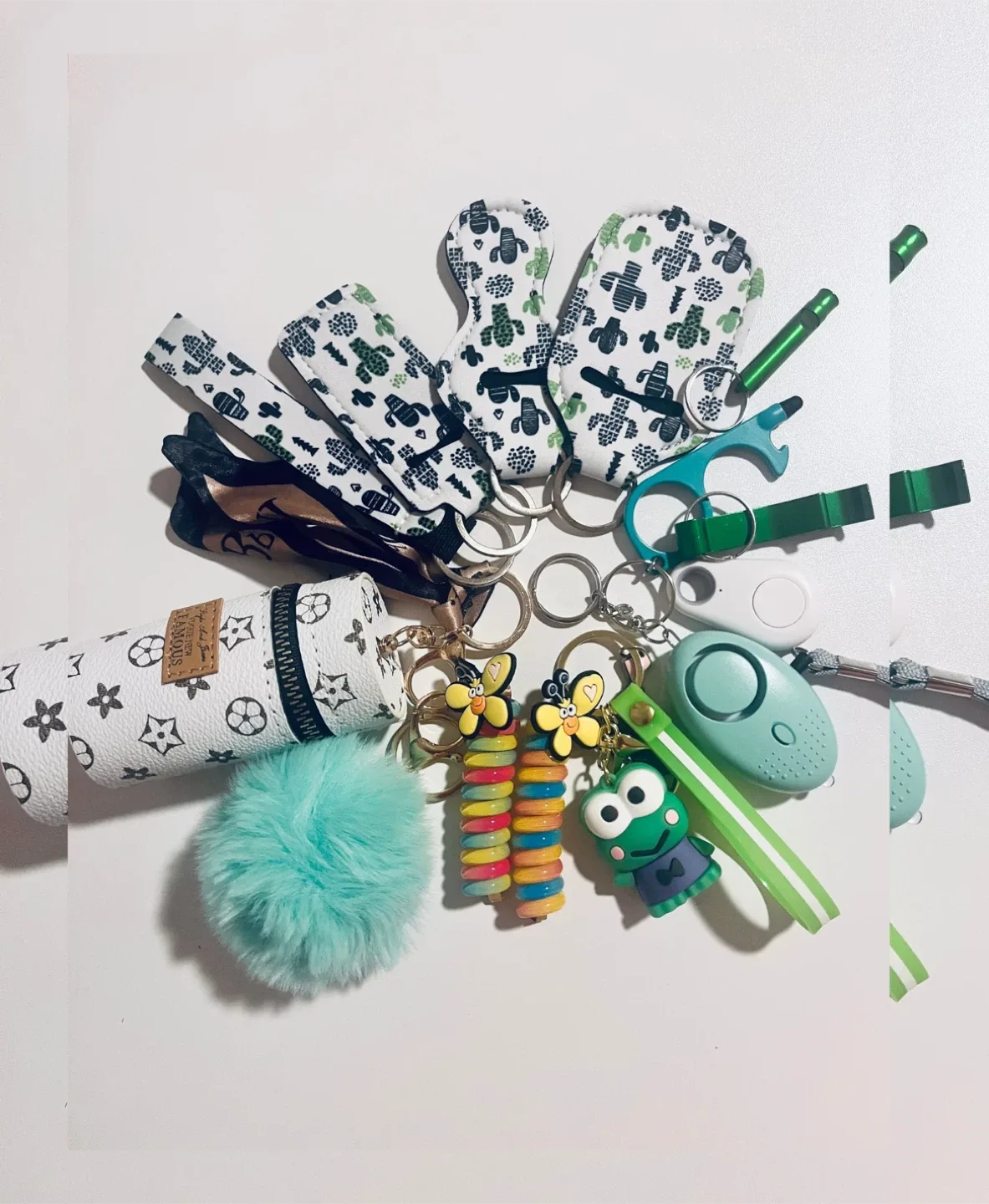 Self Defense Keychain Set image indicator(10)