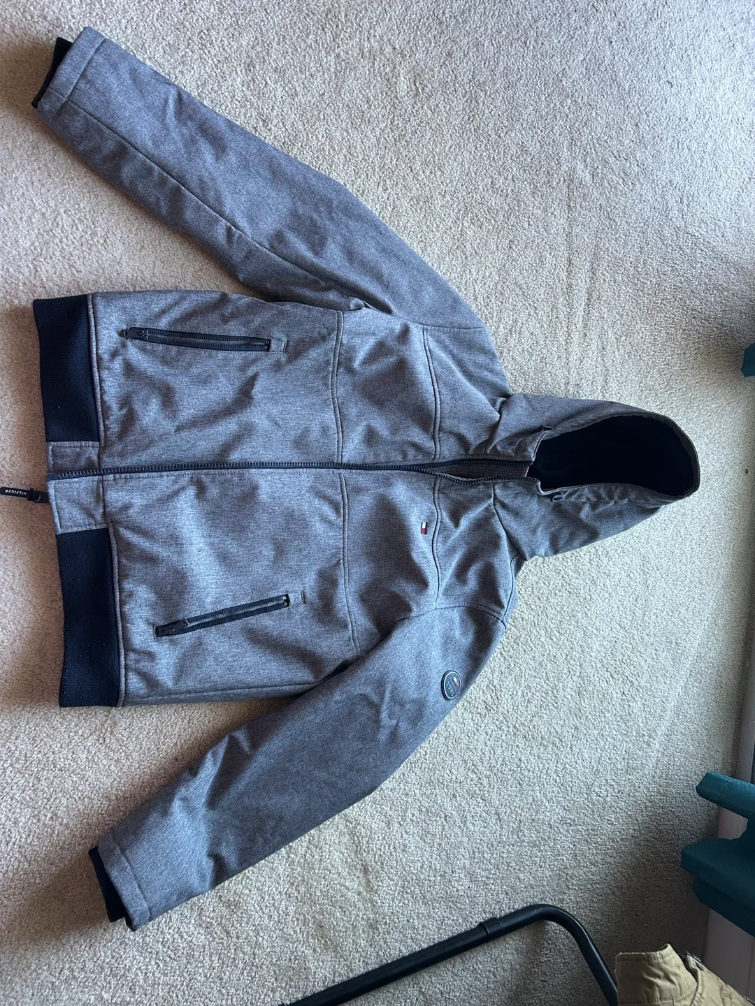 Tommy Hilfiger Grey Jacket - Size L image indicator(2)