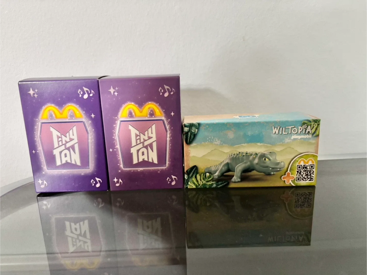 McDonald's TinyTAN & Playmobil Wiltopia Toys thumbnail