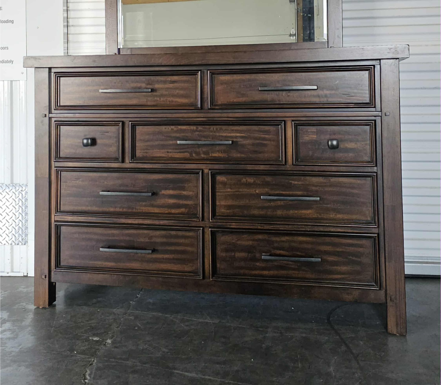 Beautiful large high quality 9 drawer dresser - photo 5