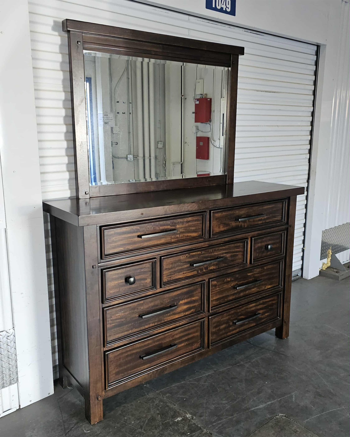 Beautiful large high quality 9 drawer dresser