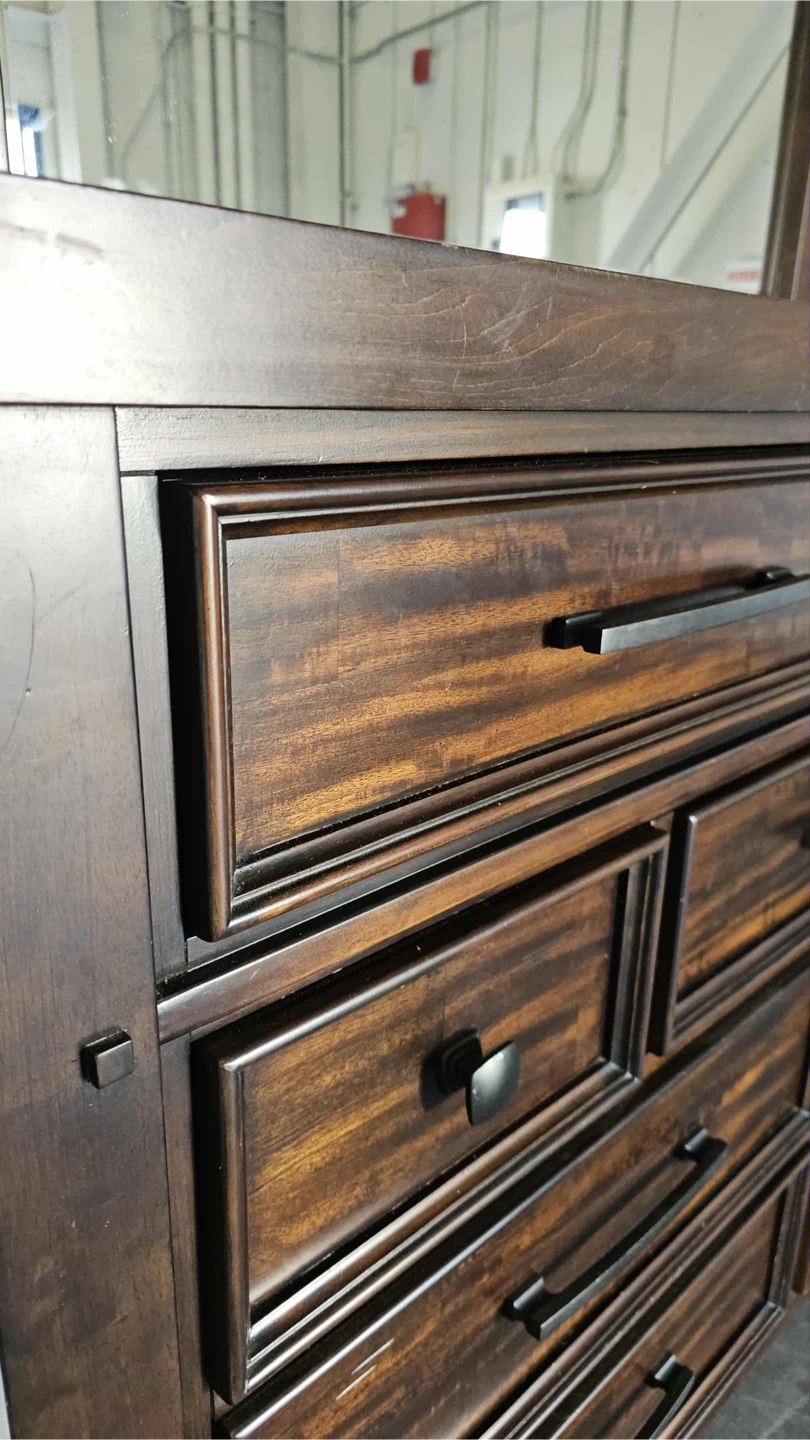 Beautiful large high quality 9 drawer dresser - photo 3