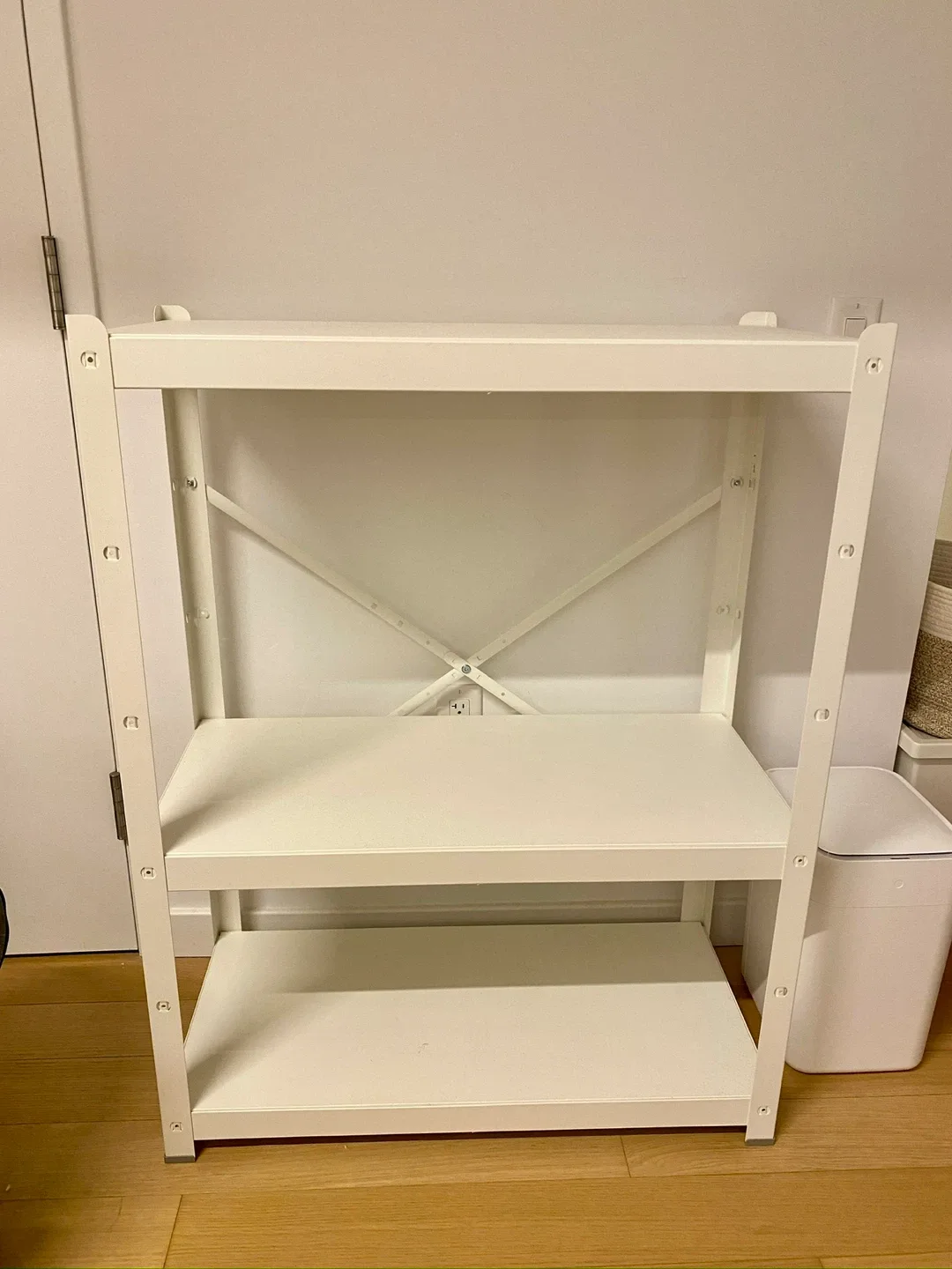 IKEA White 3-Shelf Metal Shelving Unit image indicator(5)