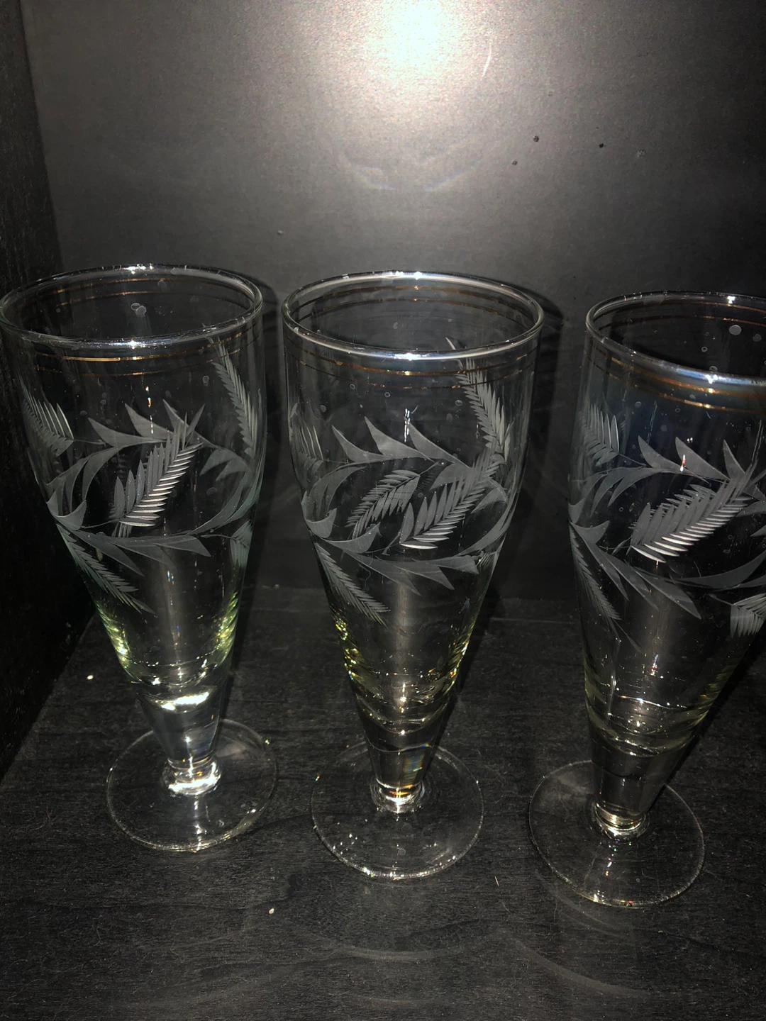 Set of 3 Etched Champagne Flutes - photo 2