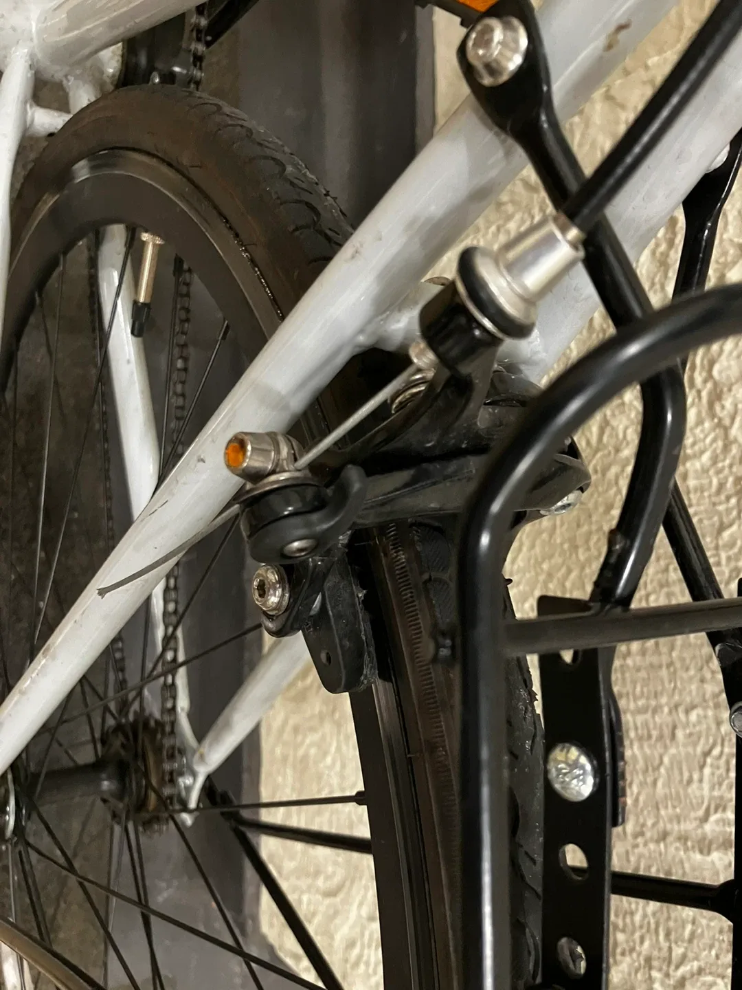 Retrospec Harper Single-Speed Bike image indicator(4)