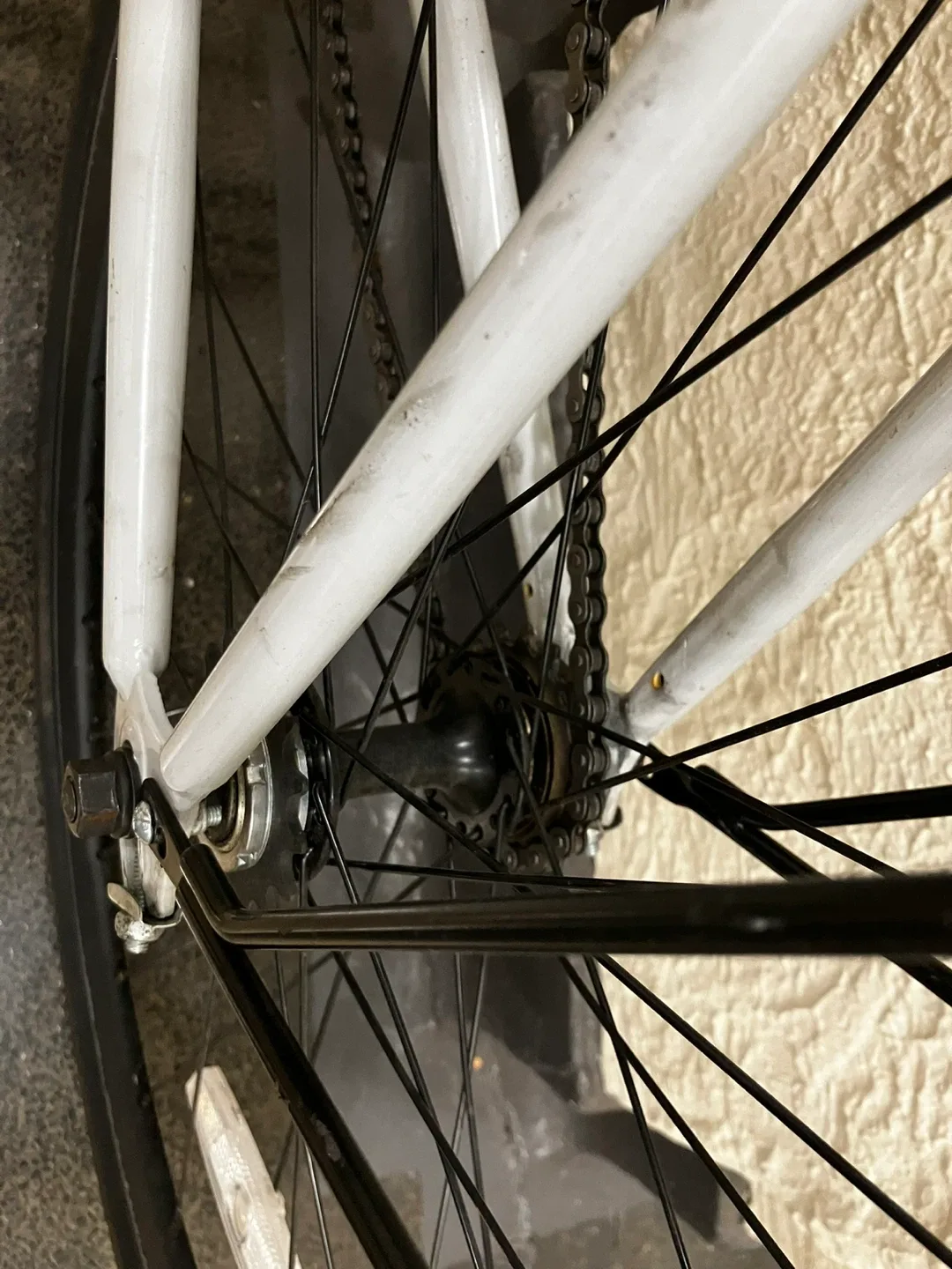 Retrospec Harper Single-Speed Bike image indicator(5)