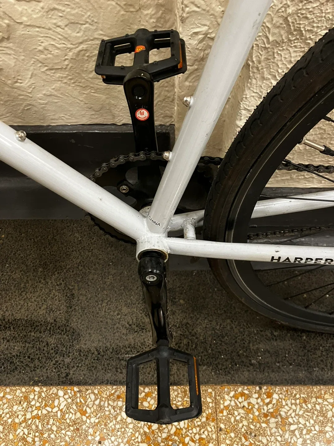 Retrospec Harper Single-Speed Bike image indicator(6)