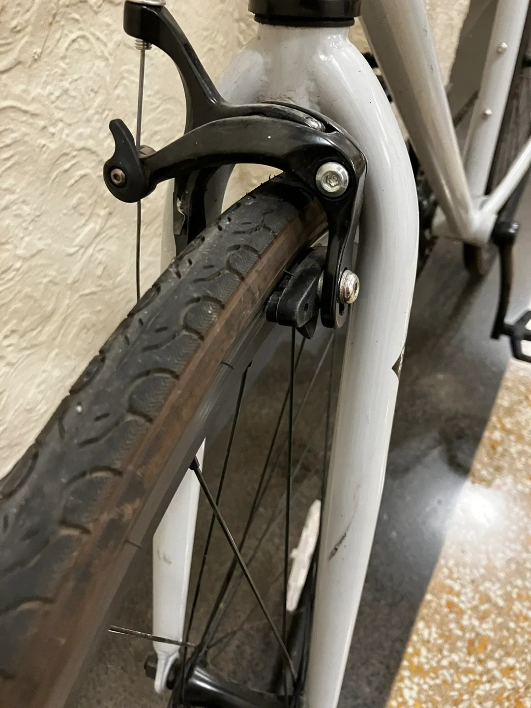 Retrospec Harper Single-Speed Bike image indicator(7)