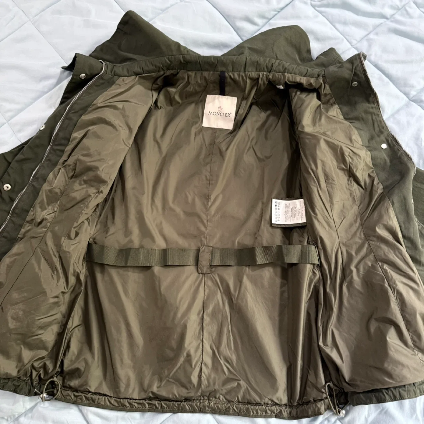 Authentic Moncler Jacket image indicator(3)