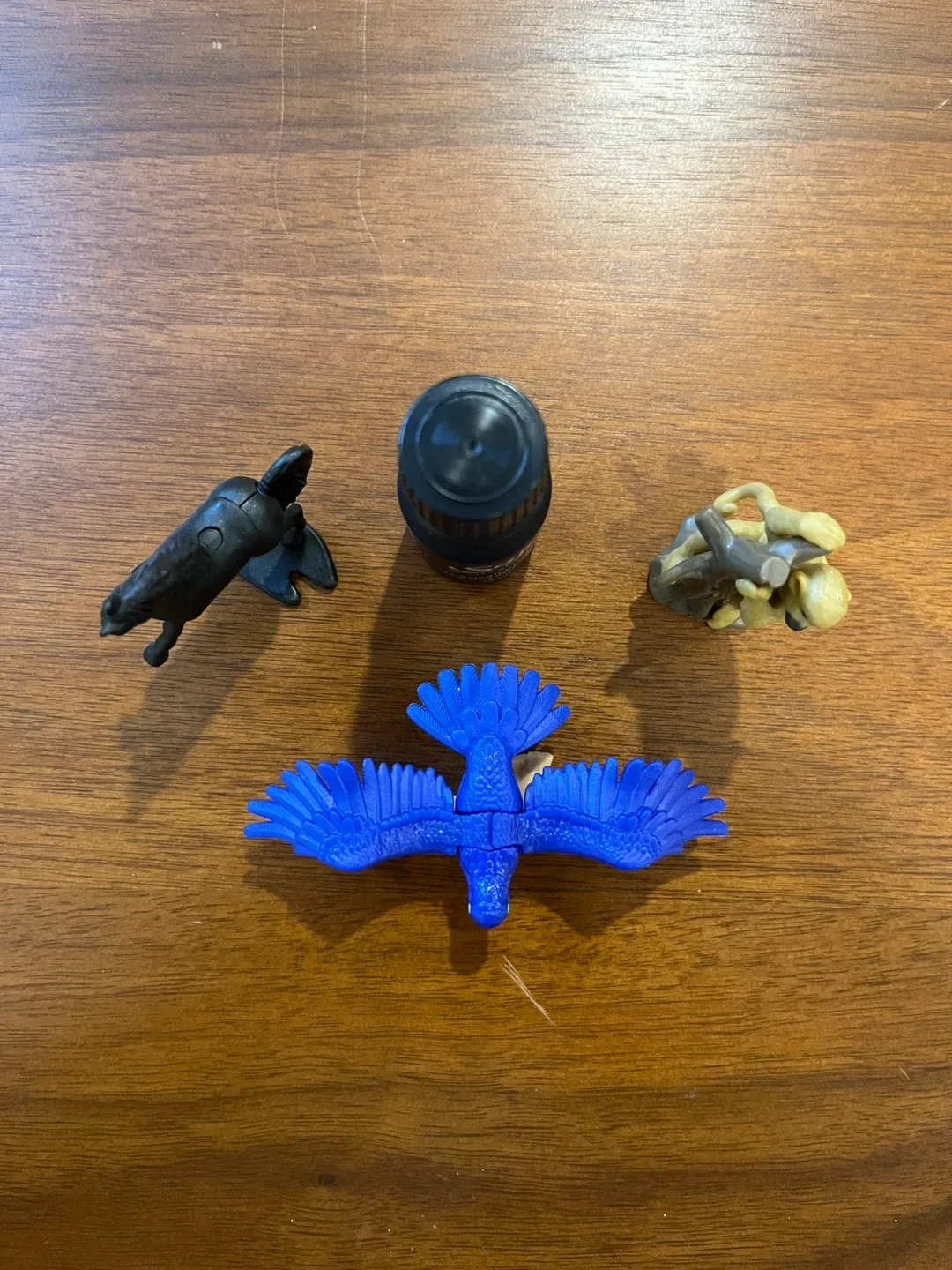 Kinder Surprise Figures Bundle – Monkey, Horse & Parrot image indicator(9)