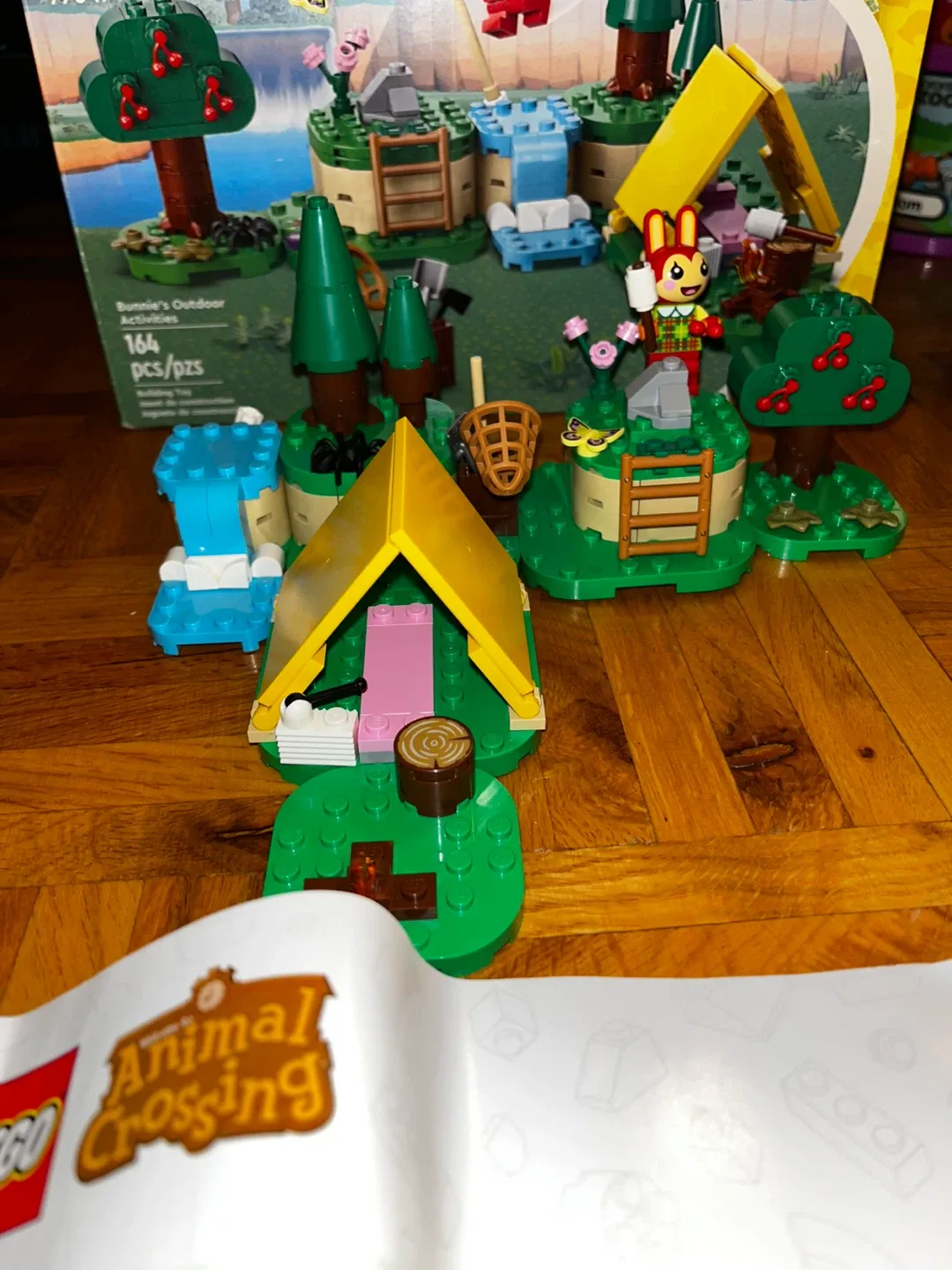LEGO Animal Crossing: Bunnie's Outdoor Activities (77047) image indicator(2)