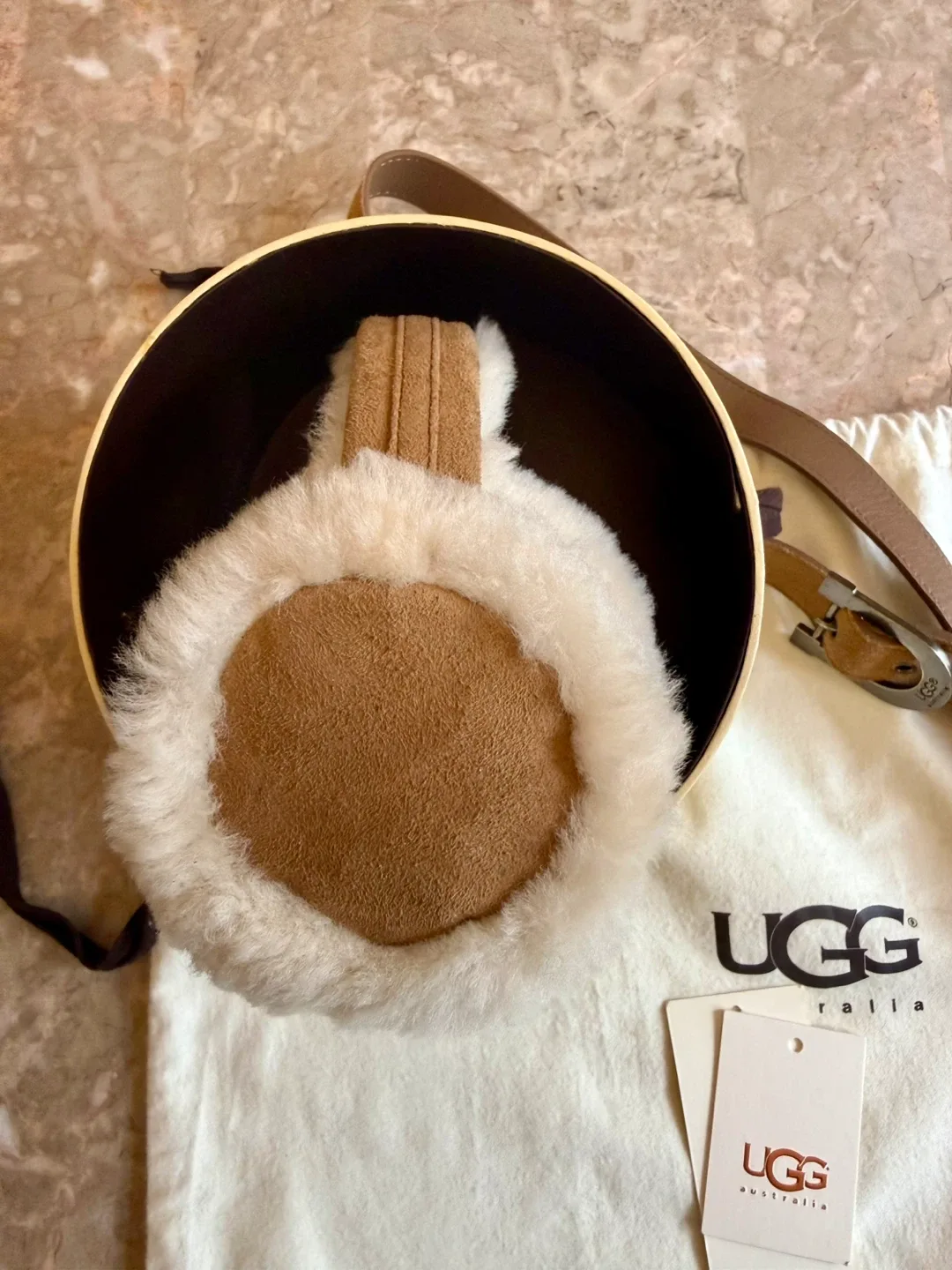 UGG  Earmuffs thumbnail