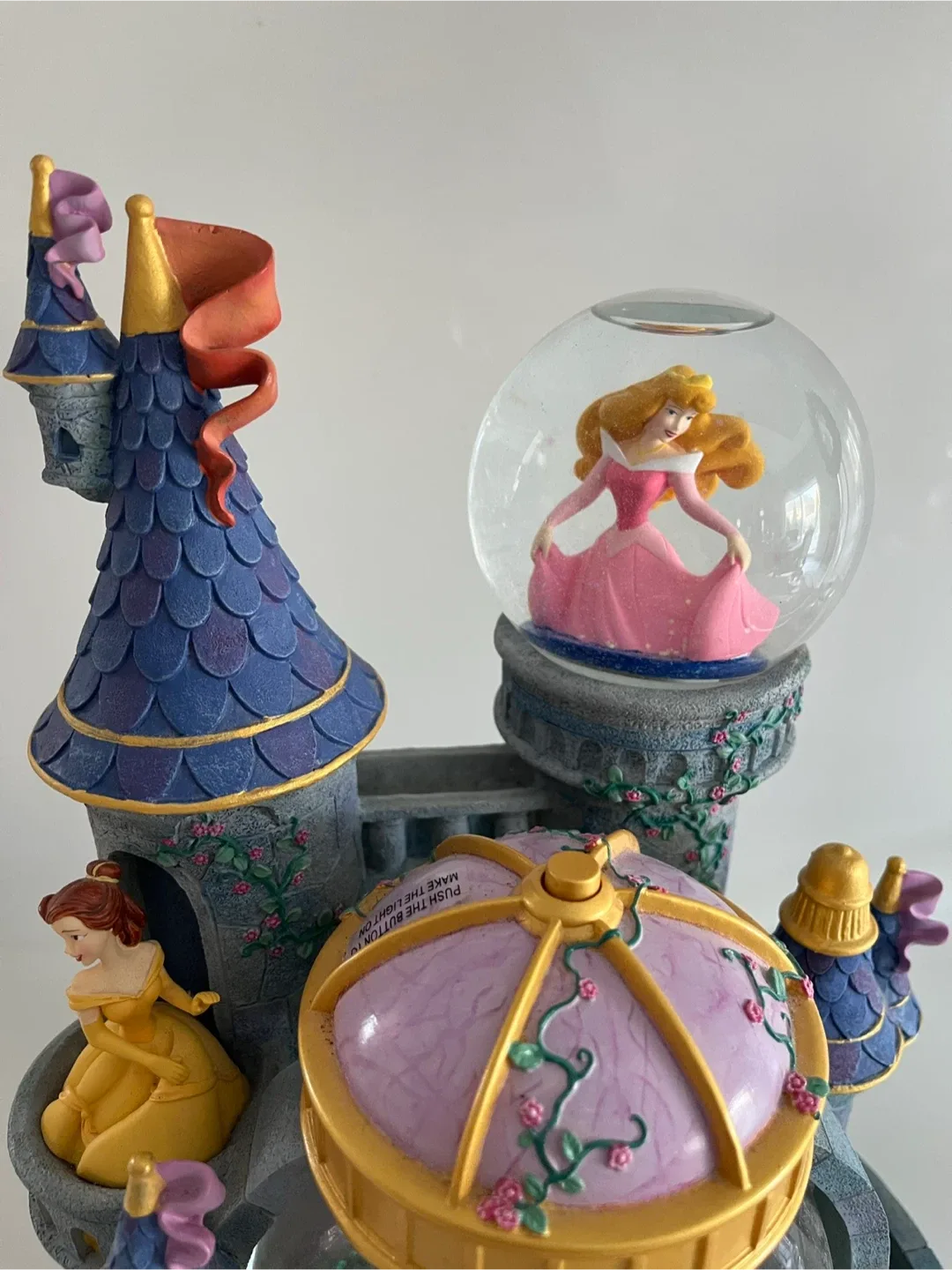 Disney Princess Castle Musical Snow Globe image indicator(8)