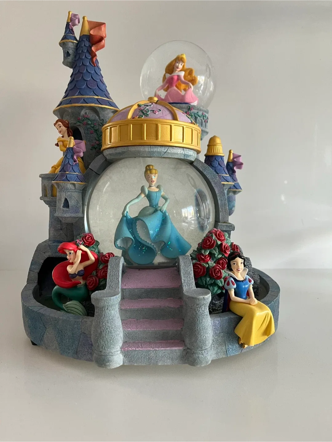 Disney Princess Castle Musical Snow Globe image indicator(9)