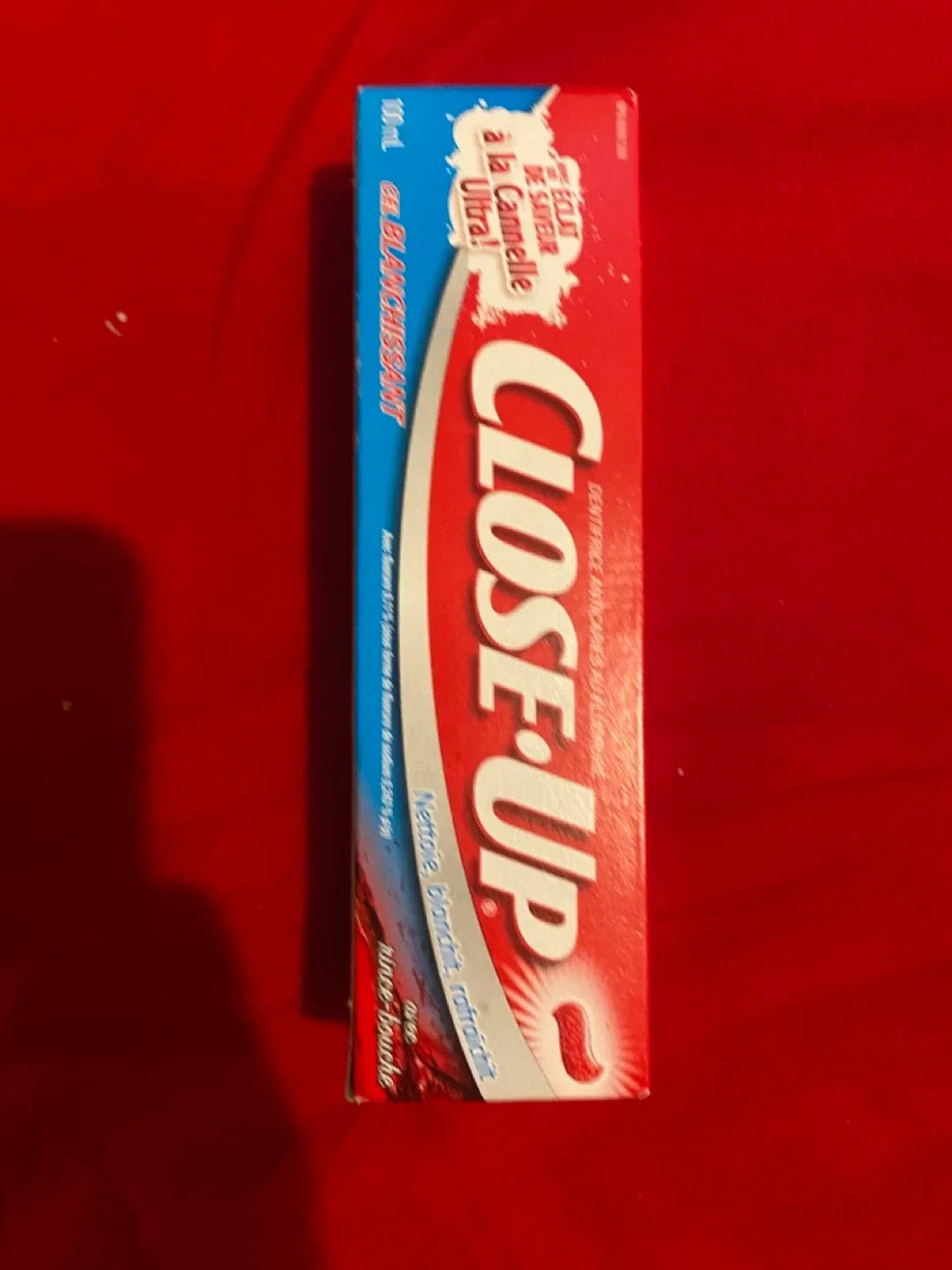 Close-Up Cinnamon Flavor Whitening Gel Toothpaste thumbnail