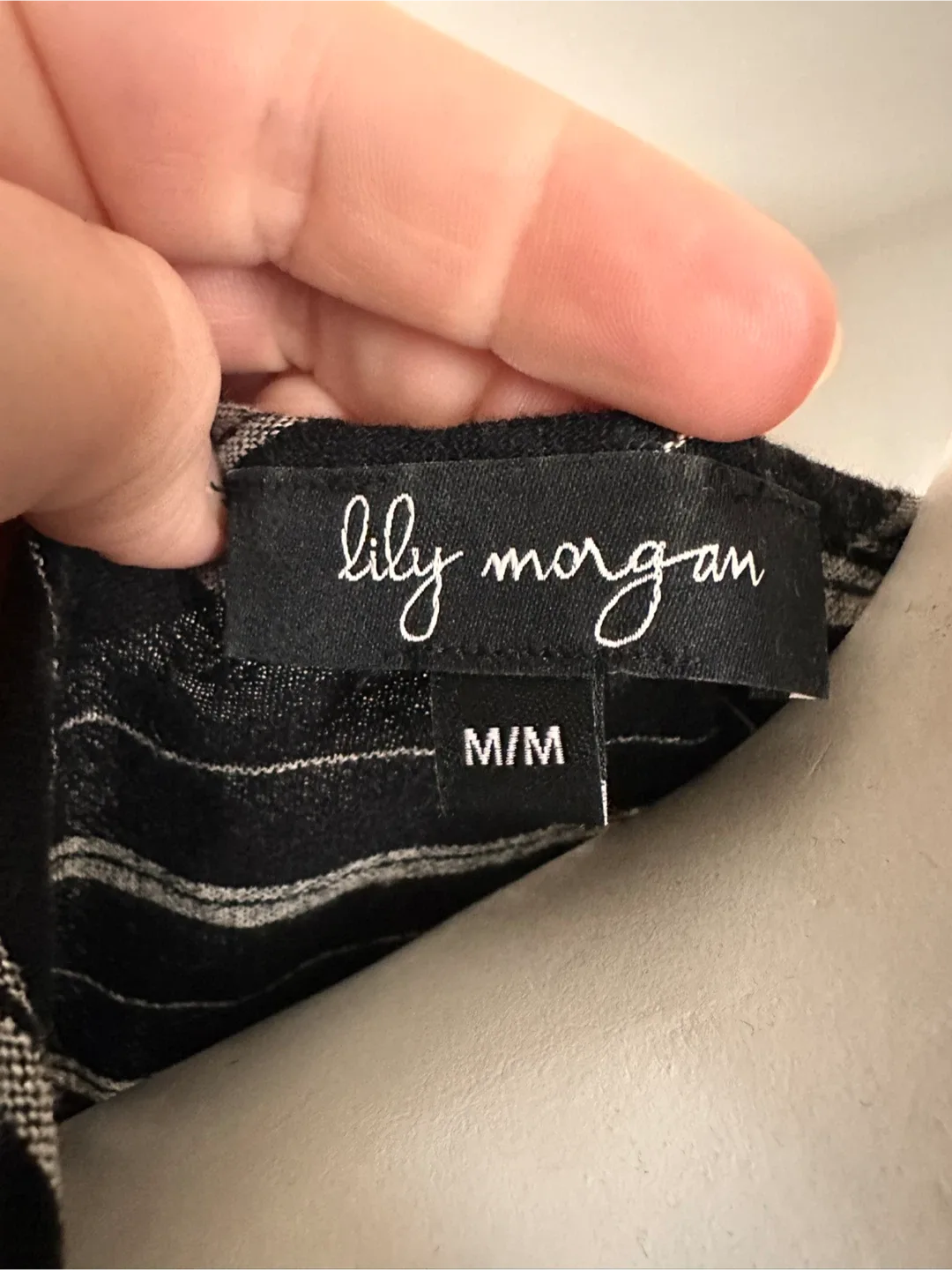 Lily Morgan Black Striped Sleeveless Top - M image indicator(3)