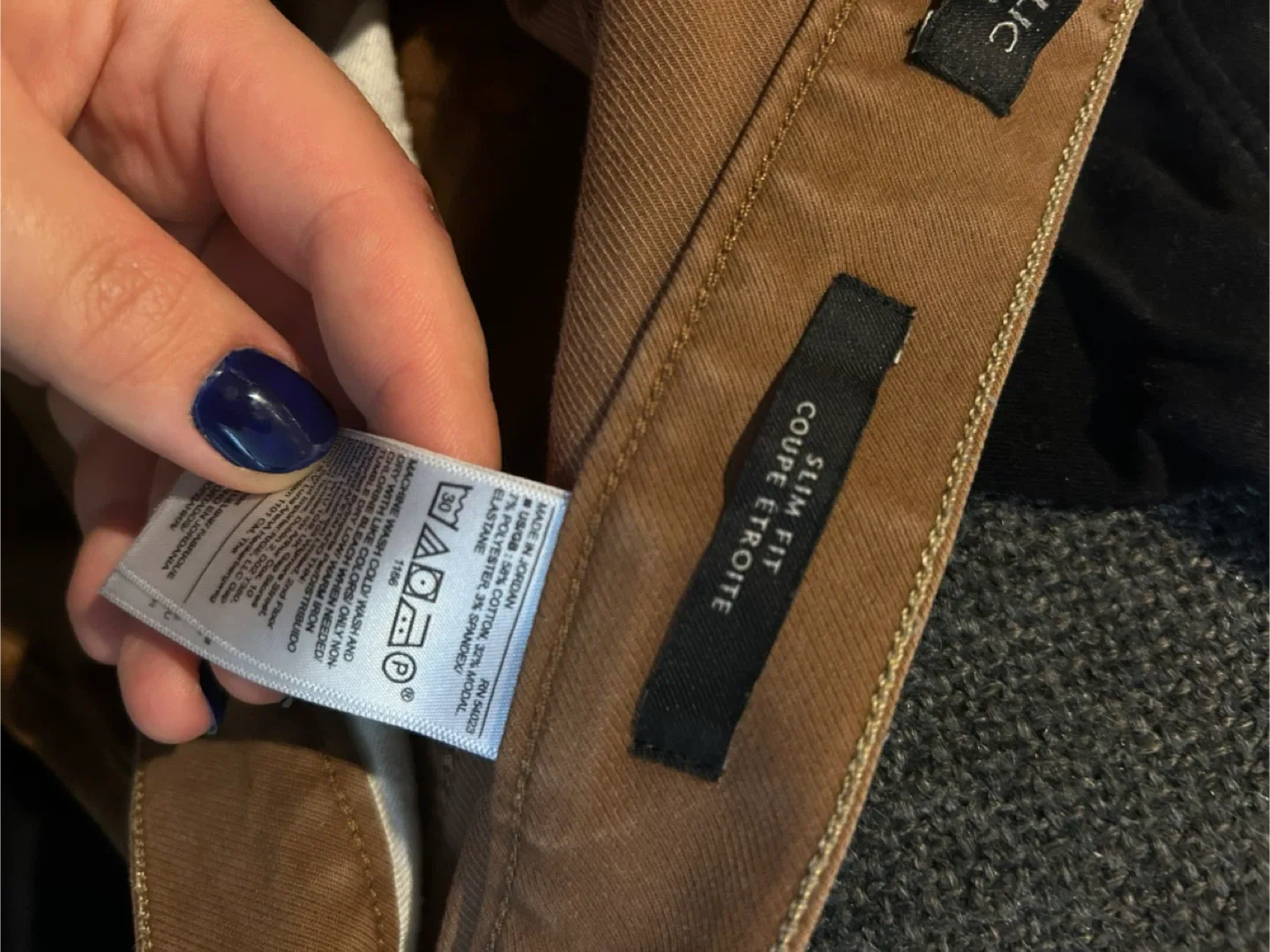 Banana Republic Jeans - size 32x30 image indicator(4)