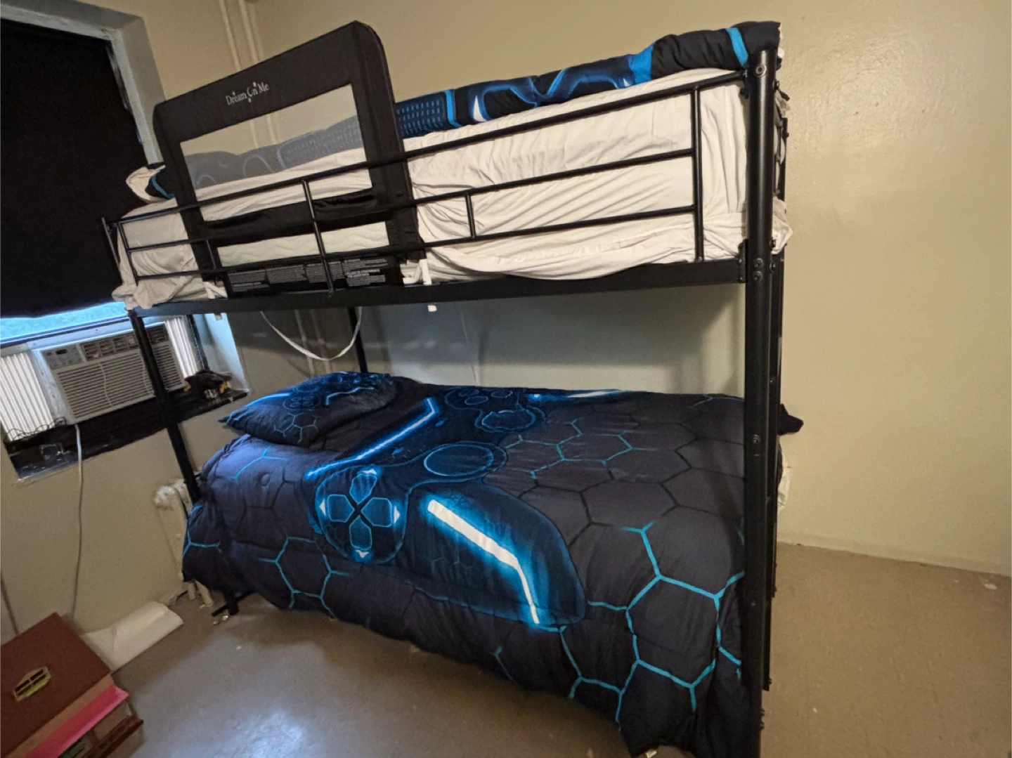Black Metal Twin Bunk Bed with mattress included - photo 3