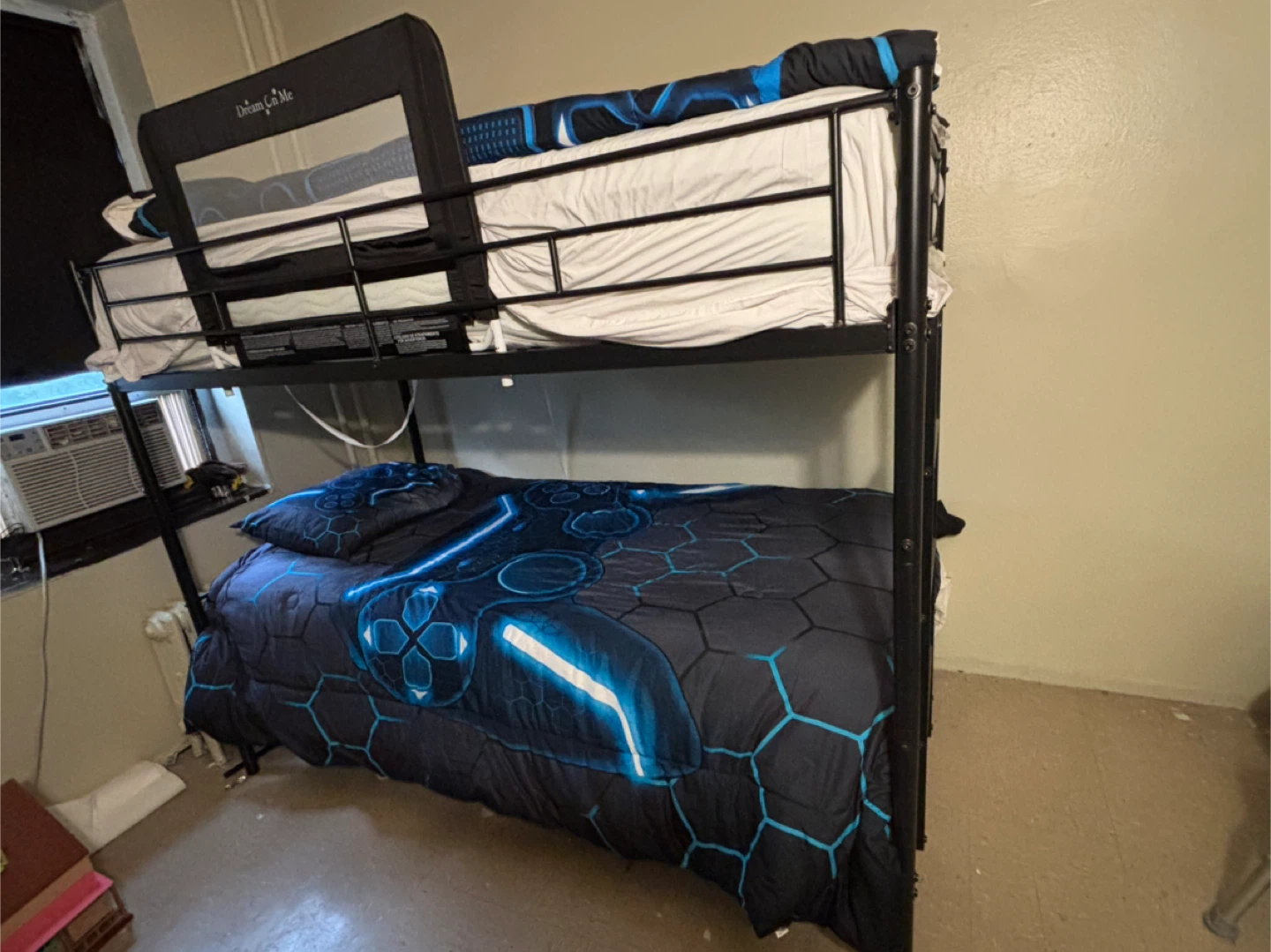 Black Metal Twin Bunk Bed with mattress included - photo 5