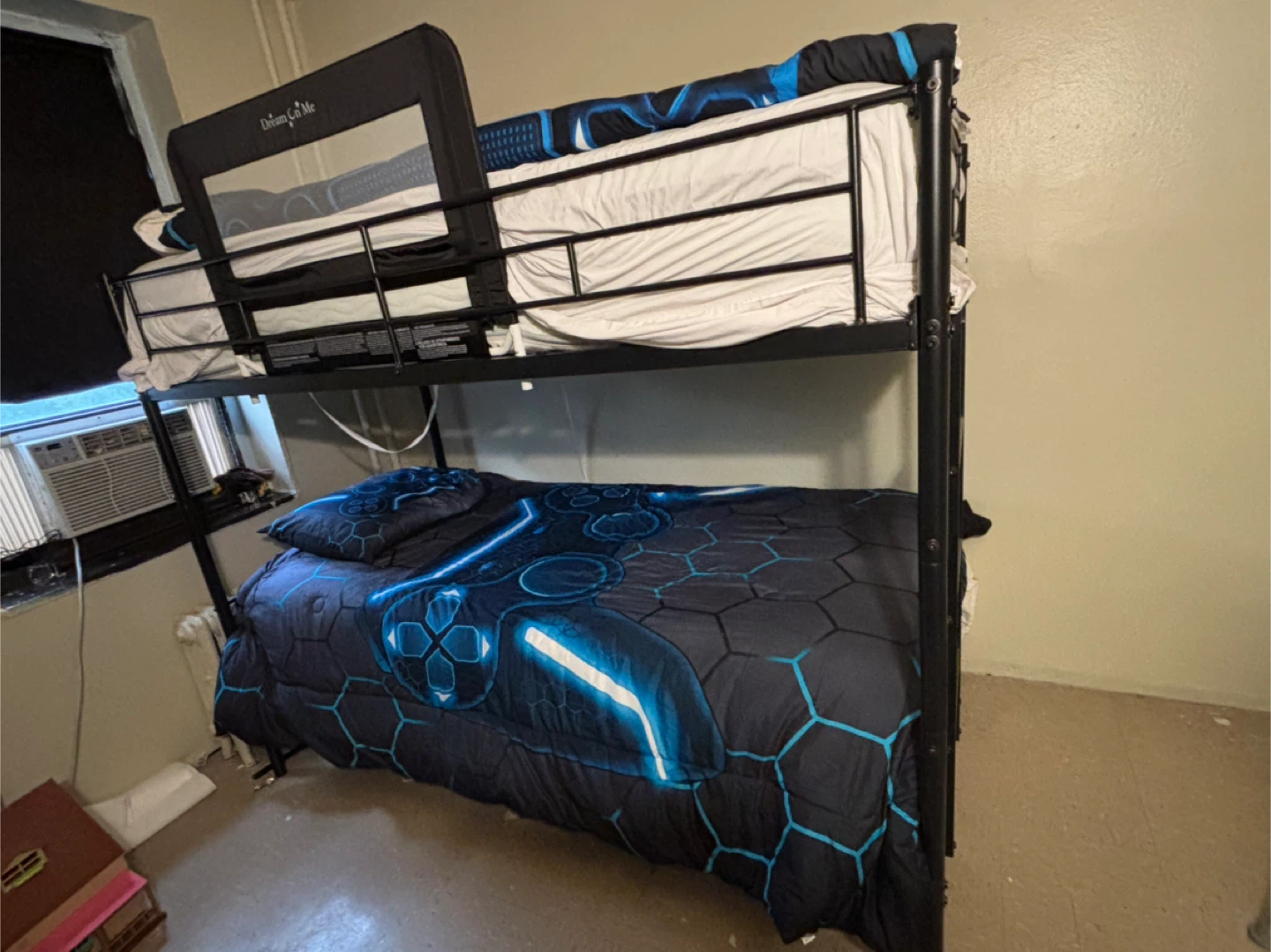 Black Metal Twin Bunk Bed with mattress included - photo 4