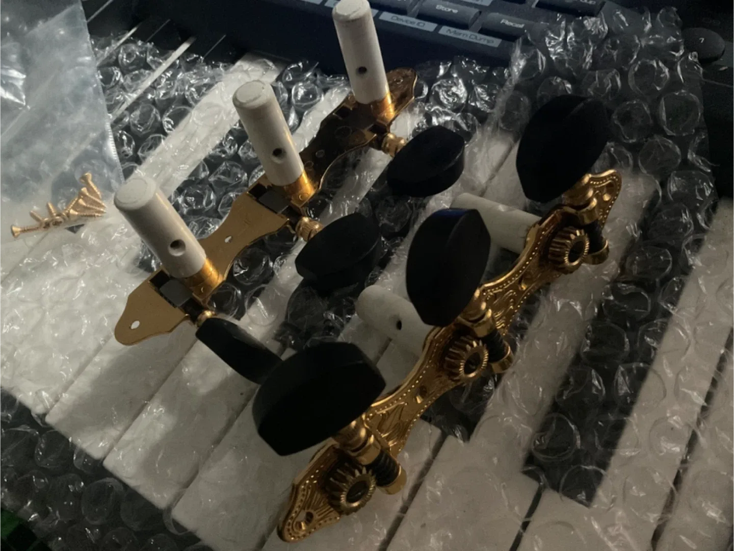 Schaller Hauser style Ebony tuning machines image indicator(7)