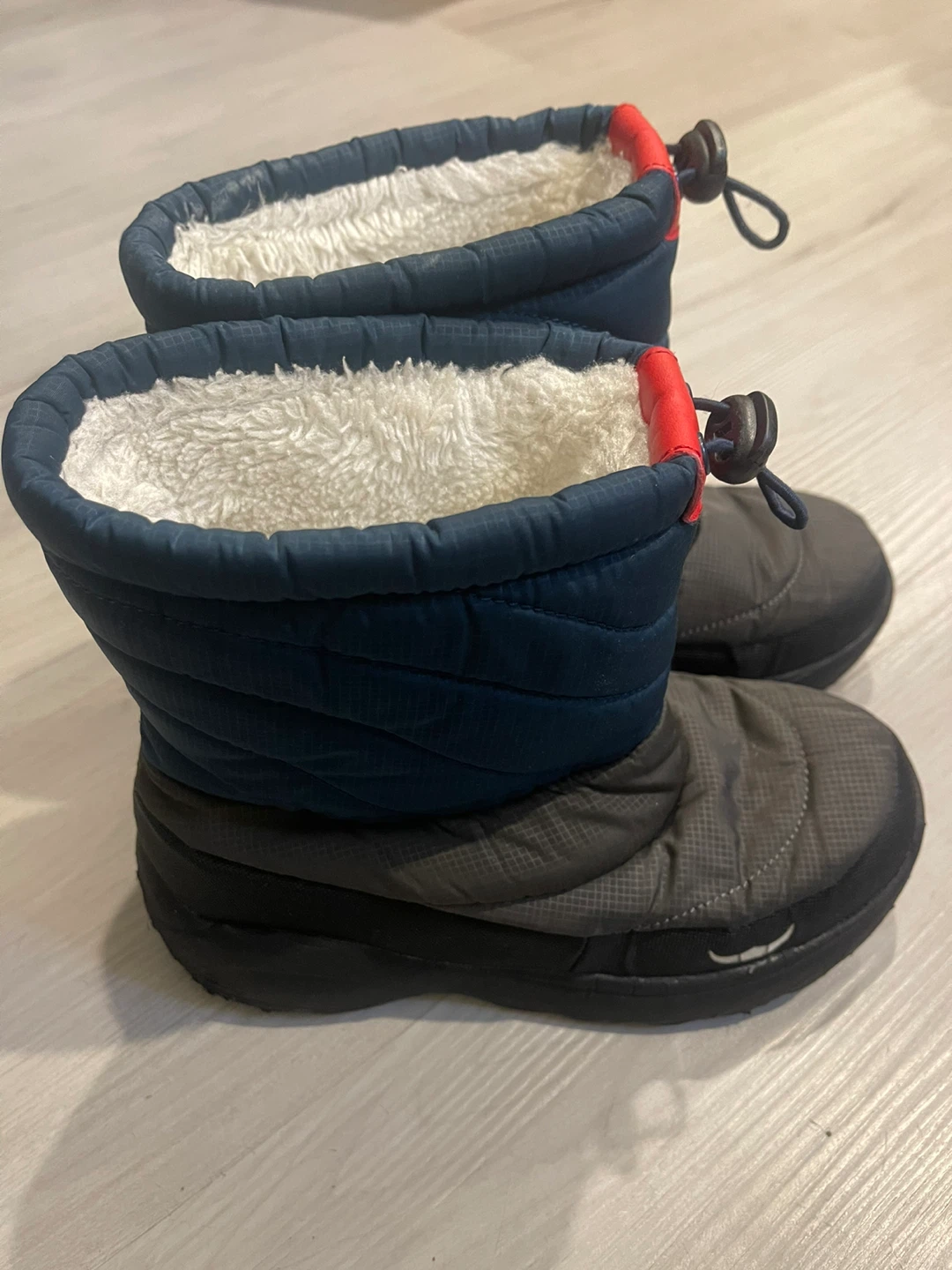 Kids Winter Boots - Size 210cm