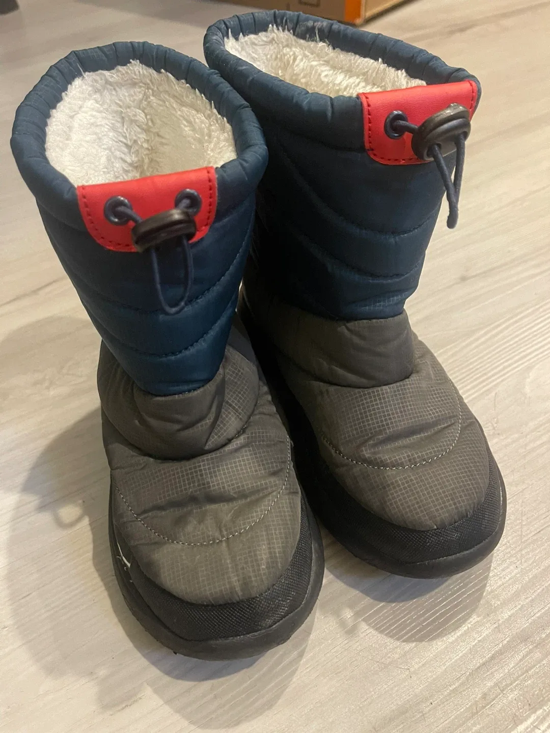 Kids Winter Boots - Size 210cm image indicator(2)
