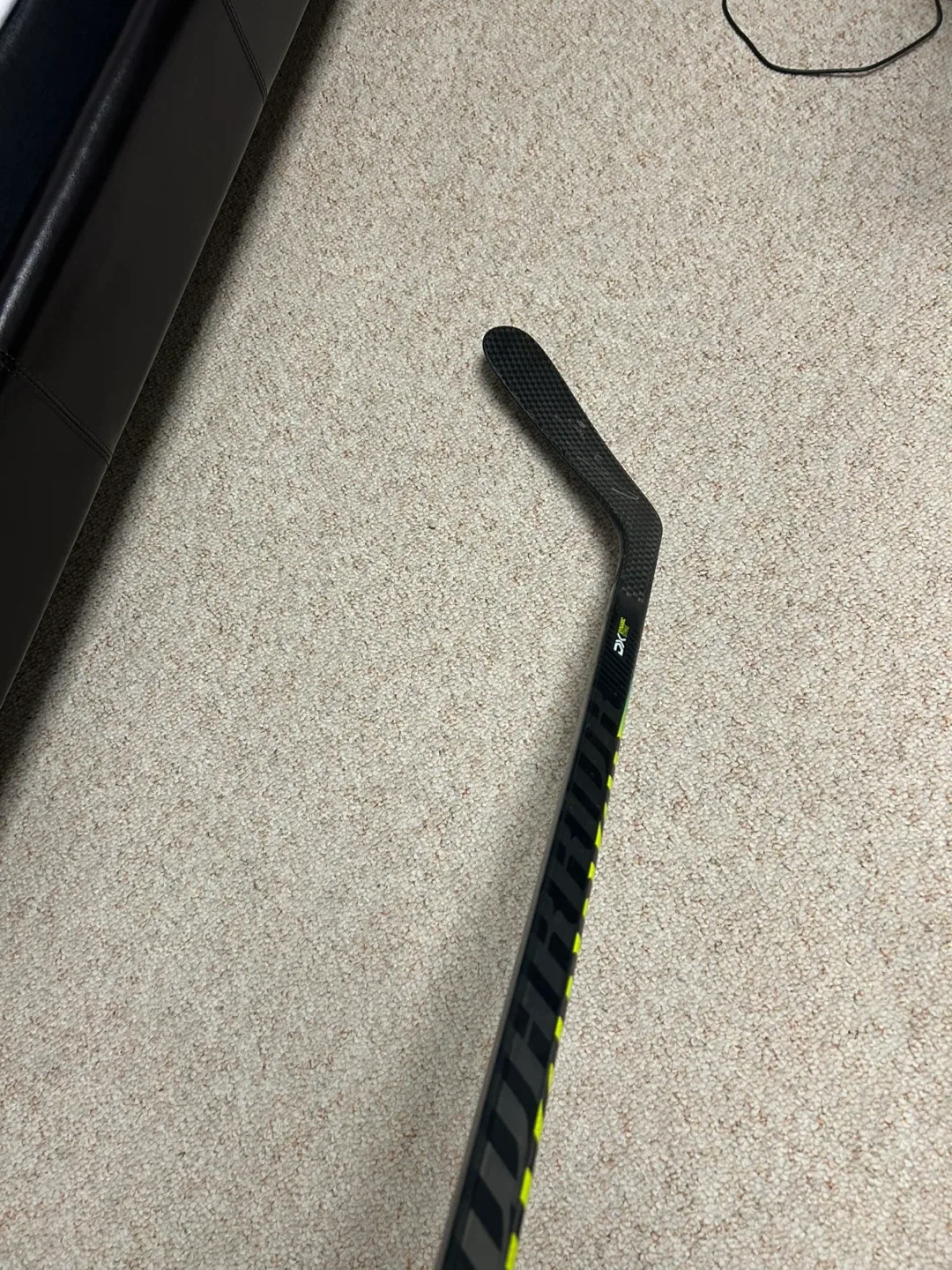 Warrior Alpha DX Hockey Stick signed by Michael Granlund image indicator(5)