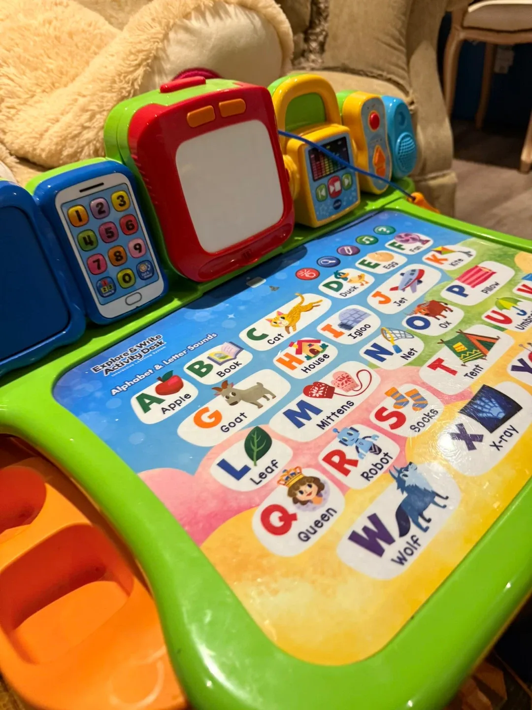 VTech Explore & Write Activity Desk image indicator(2)