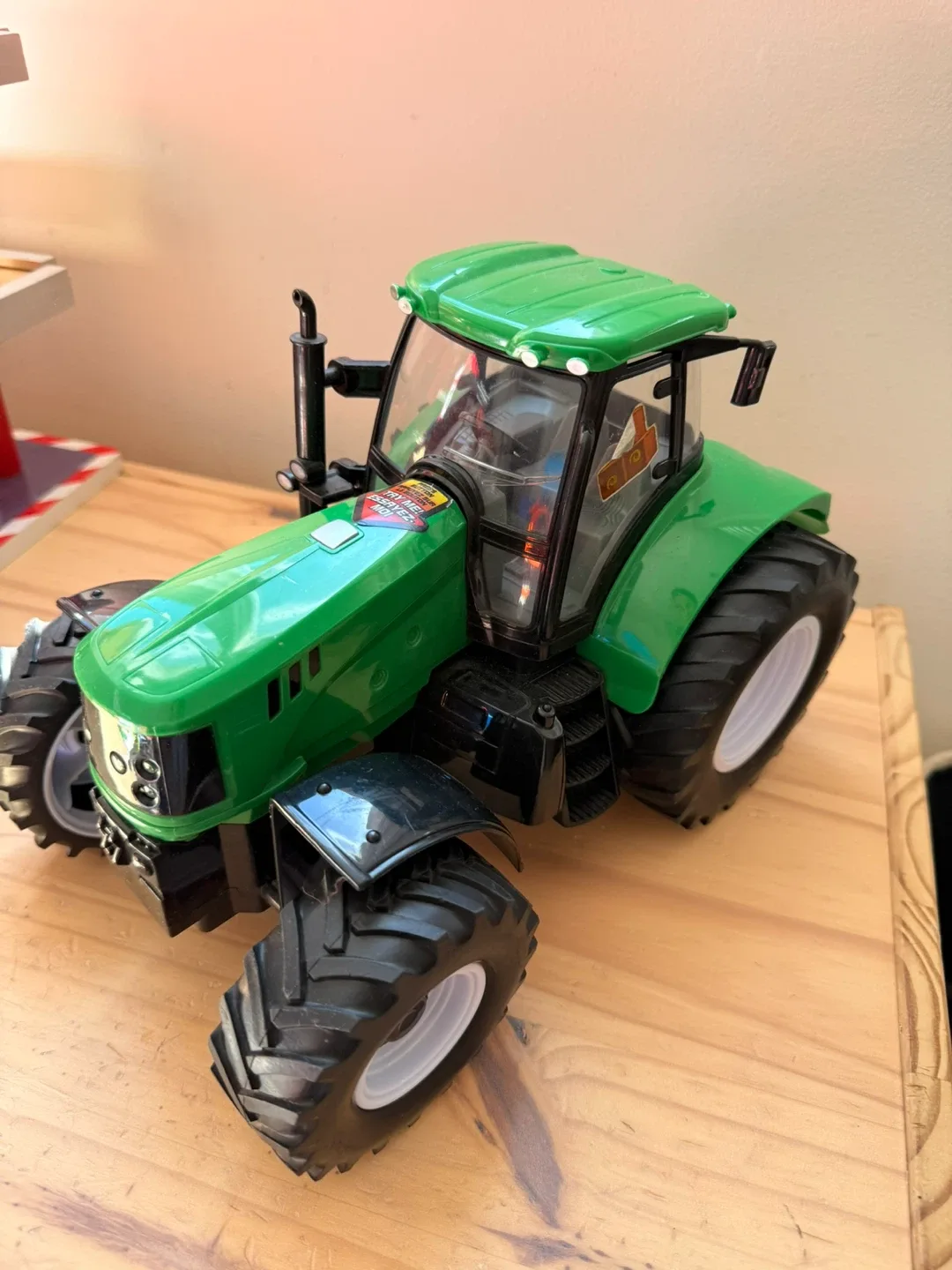 Toy State John Deere Tractor image indicator(3)