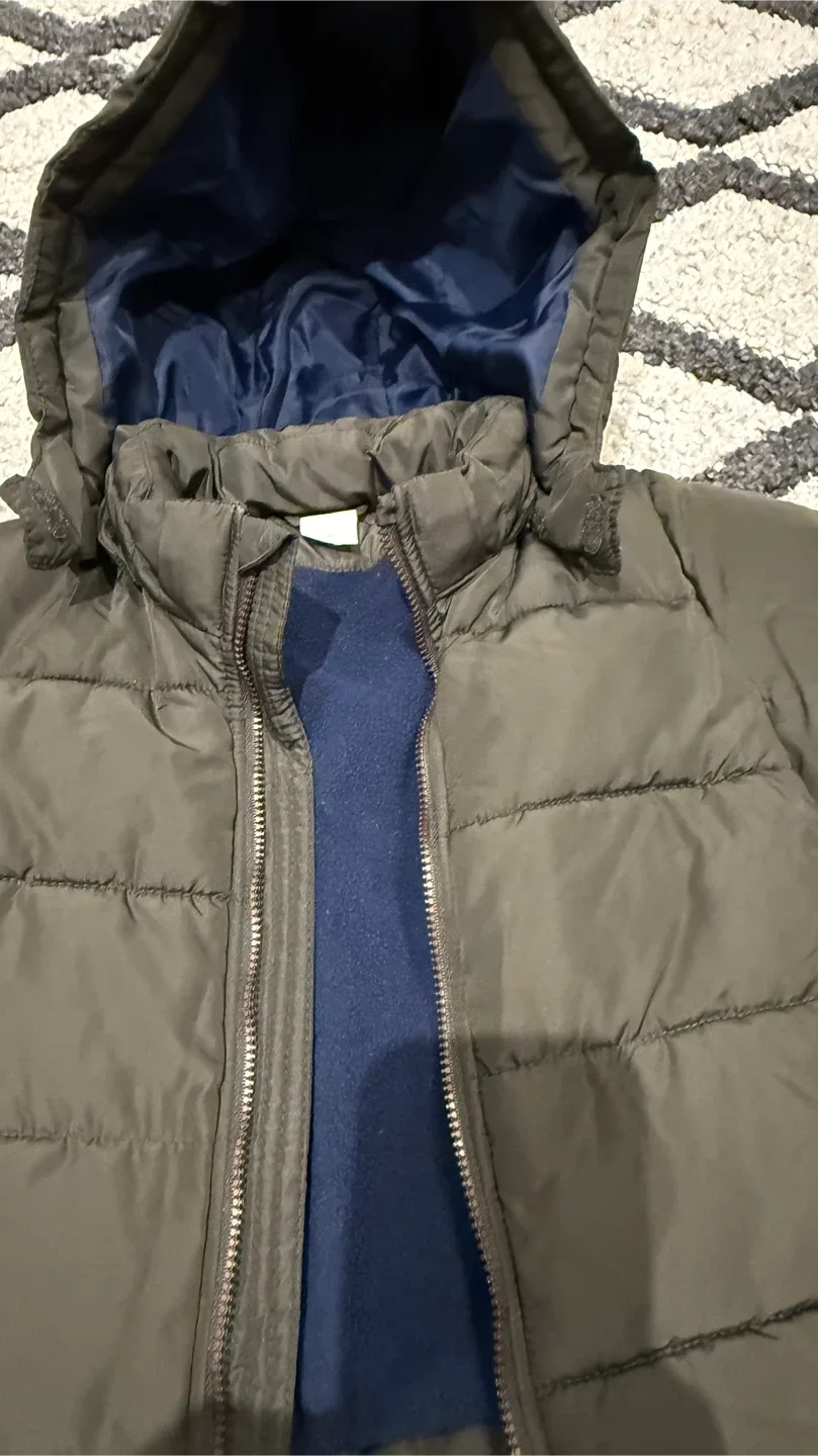 H&M Kids Puffer Jacket - Size 1.5-2Y image indicator(5)