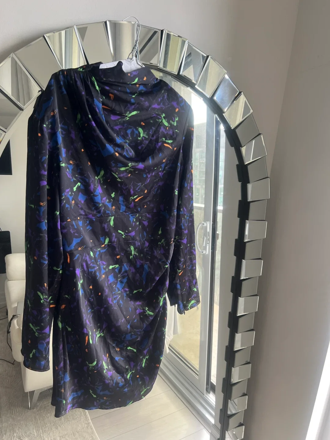 Marciano dress image indicator(2)