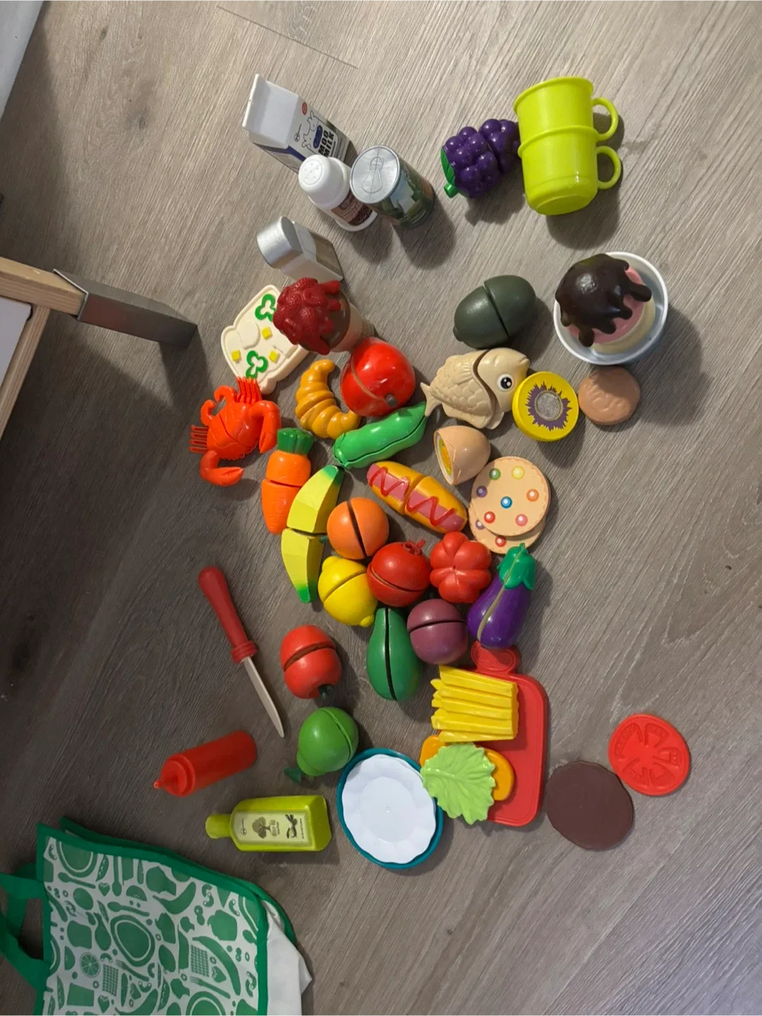 Kids Play Kitchen & Food Set image indicator(4)