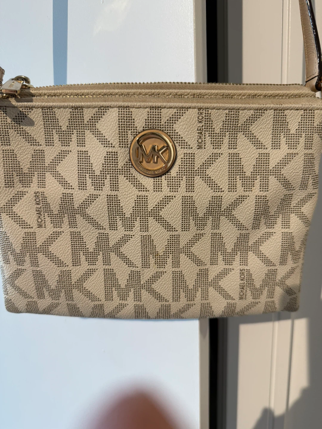 Michael Kors Crossbody Bag - photo 2
