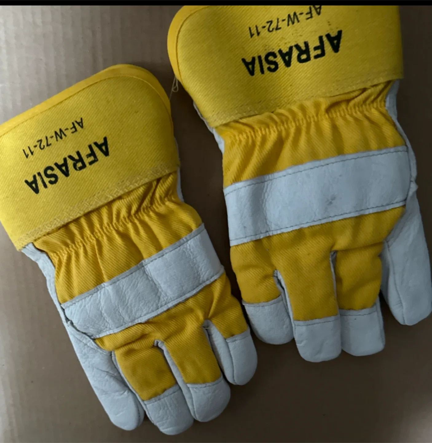 Afrasia Yellow Work Gloves thumbnail