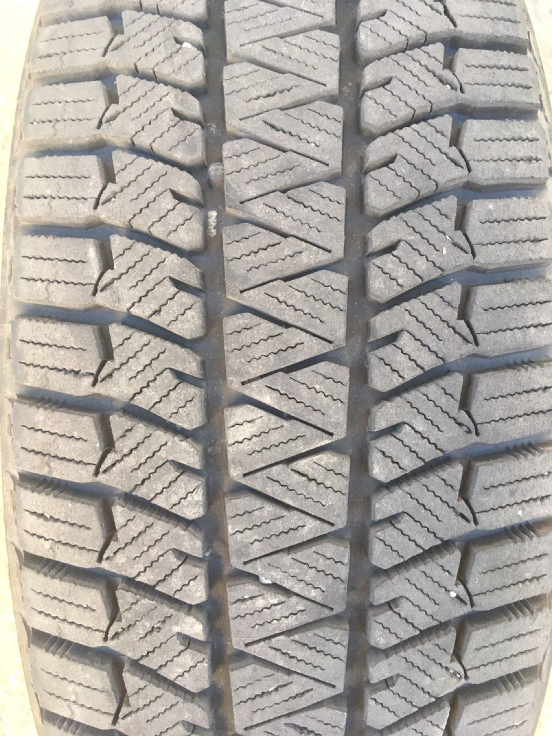 4 x 205/65R16 Winter Tires - photo 3