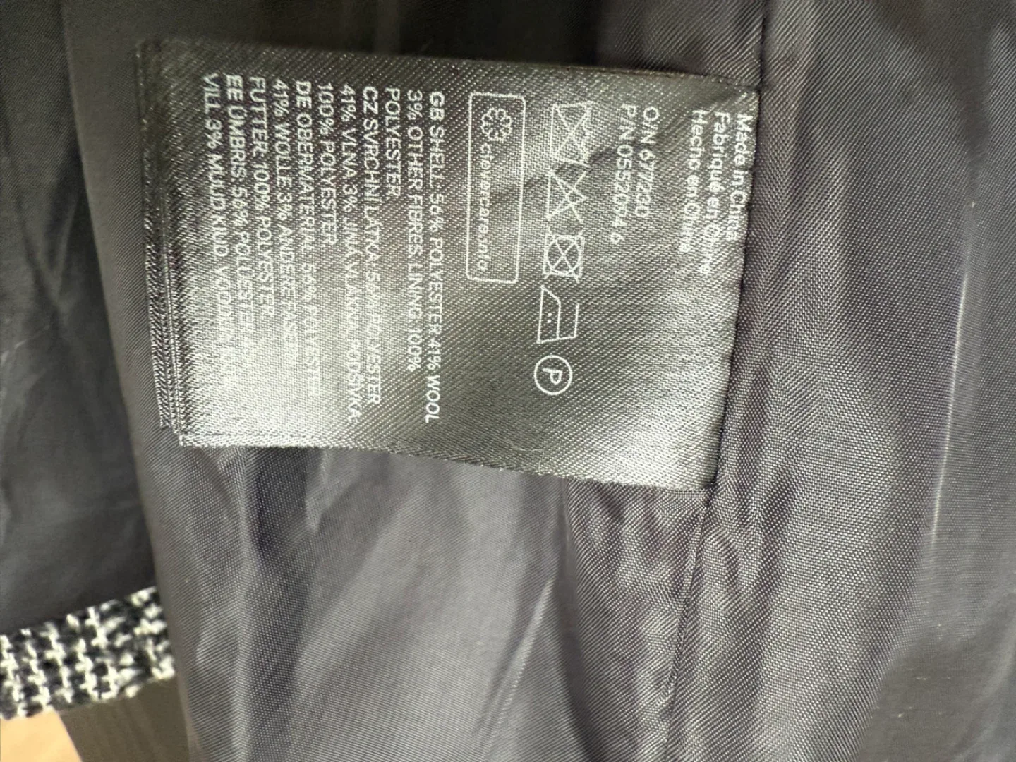 H&M Divided Plaid Blazer - Size US 4 image indicator(4)