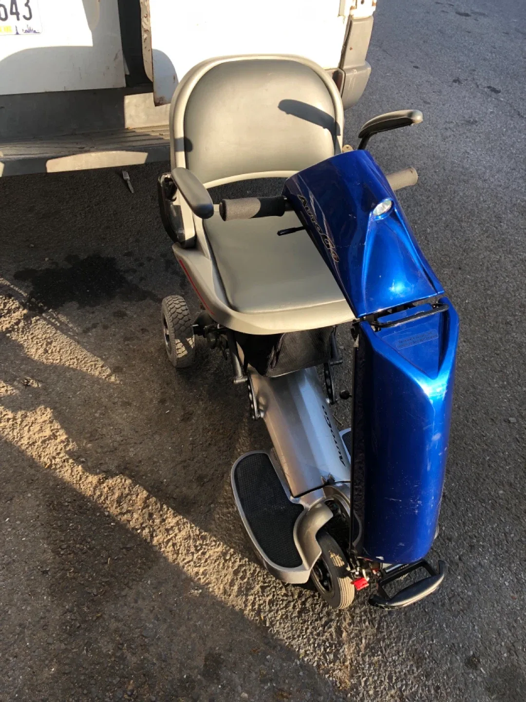 Ultra Lite AutoGo 550 Mobility Scooter image indicator(3)