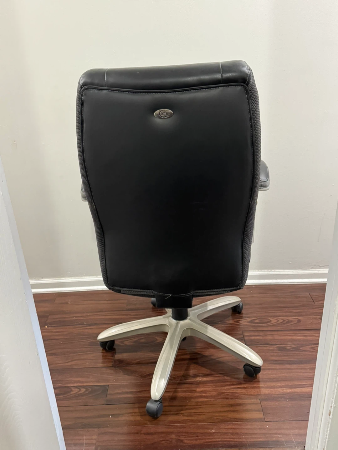 Serta Black Leather Office Chair - photo 5