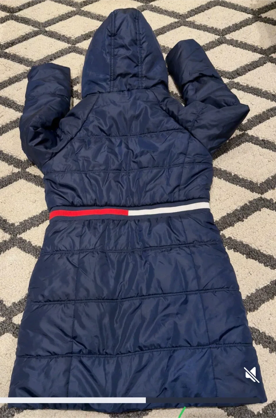 Tommy Hilfiger Girls' Puffer Coat - Size L (12/14) image indicator(4)