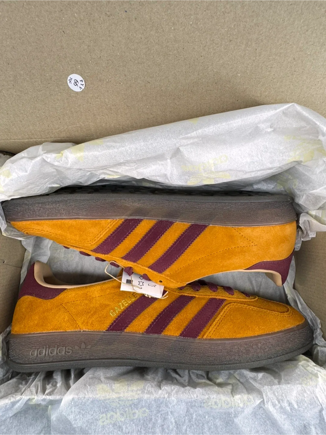 Adidas Gazelle Indoor Shoes - Size 11 image indicator(10)